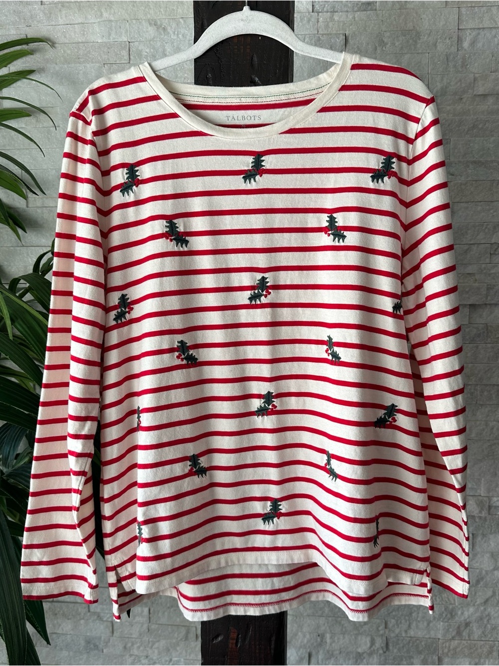 Talbots Cream Red Striped Blouse Green Holly Leaf Embroidery Size XL